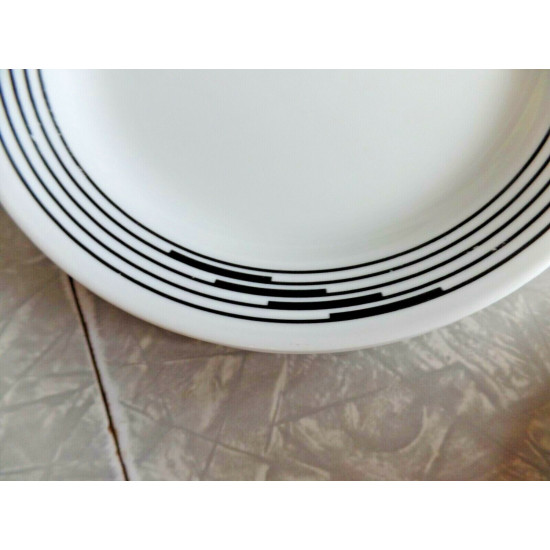 CORELLE 4 PC. SALAD/BREAD & BUTTER PLATE SET in the DISCONTINUED "OPTIC" PATTERN