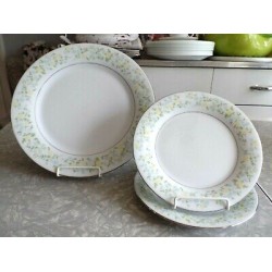 CROWN MING FINE CHINA 3PC. DINNERWARE PLATE SET in the "SPRING GARDEN" PATTERN