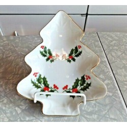 BEAUTIFUL KASHIMA "CHRISTMAS HOLLY" PORCELAIN TREE SHAPED CANDY DISH GOLD ACCENT