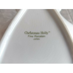 BEAUTIFUL KASHIMA "CHRISTMAS HOLLY" PORCELAIN TREE SHAPED CANDY DISH GOLD ACCENT