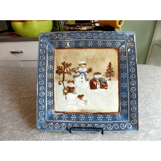 ST. NICHOLAS SQUARE SNOWMAN DESIGN "FOREST FRIENDS" 11 1/4" DINNER/SERVING PLATE