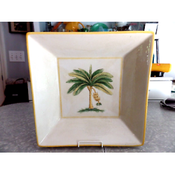 A SQUARE SERVING BOWL in "VERANO TILE" BANANA TREE PATTERN